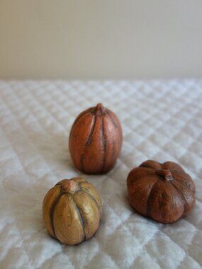 Lot of 3 ISABEL BLOOM Concrete Art Small Pumpkins – Fall Autumn Halloween